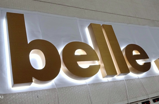 BACKLIT AND HALF SIDELIT LETTERS SIGN